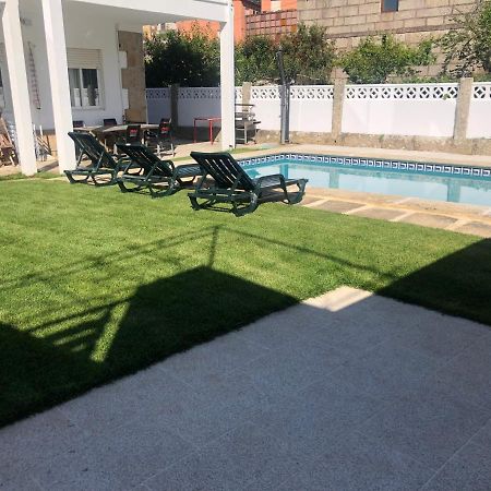 Casa Con Piscina Cerca De La Playa Villa Baiona Luaran gambar